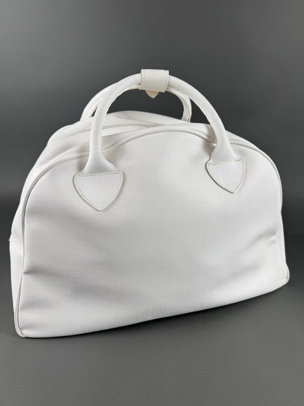 White Duffle Bag with Handles DB20252