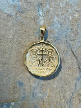 Load image into Gallery viewer, 14k Yellow Gold Konstantinato Double Sided with St. Constantine and Helen Pendant GKP15

