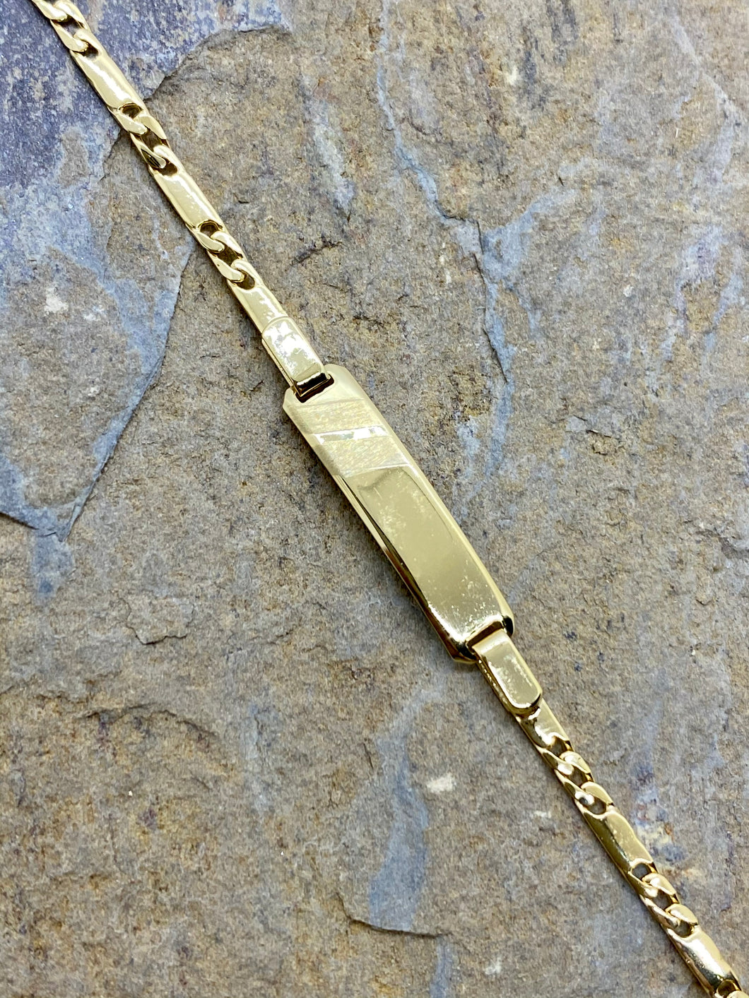 10k I.D Bracelet GB3