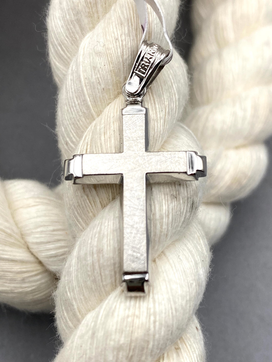 Triantos 14k White  Gold Cross Polished and Brushed 2.10g 222504