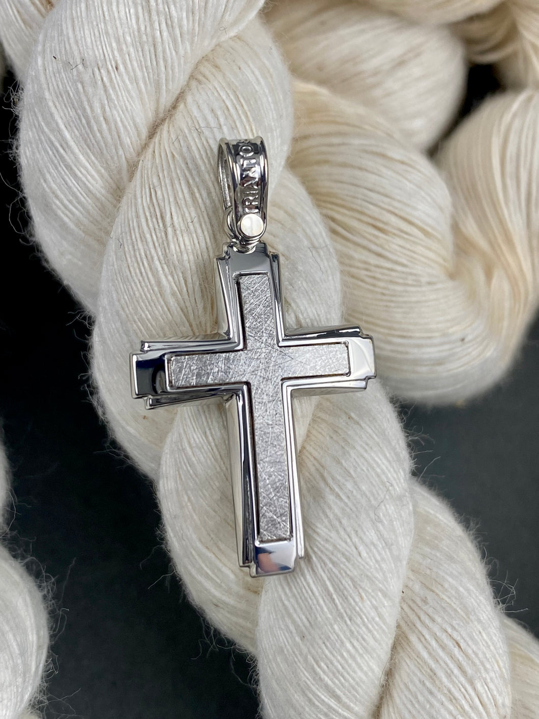 Triantos 14k White Gold Cross Polished  and Brushed 2.58g  222614