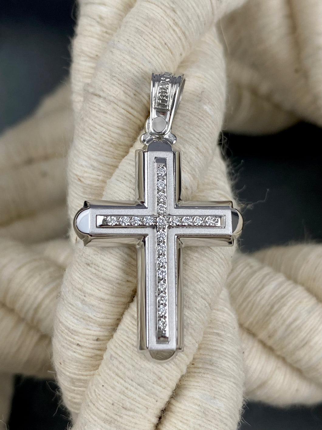14k White Gold Cross brushed and polished with Diamonds. 22101