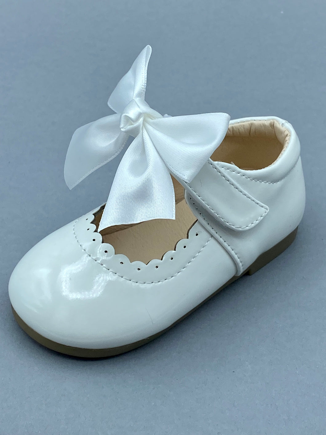 Patent Leather Walking Shoe with Removable Bow