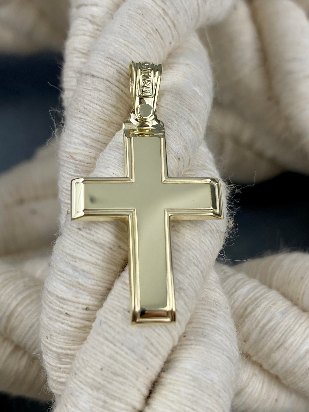 14k Triantos Yellow Gold Cross Polished and Brushed. 22119